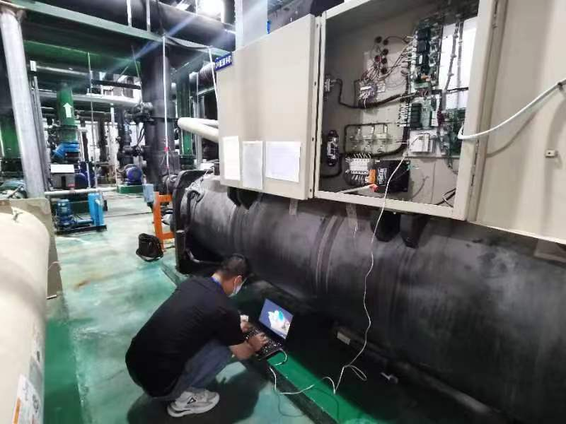 工業/平板顯示行業中央空調高效、節能解決方案
